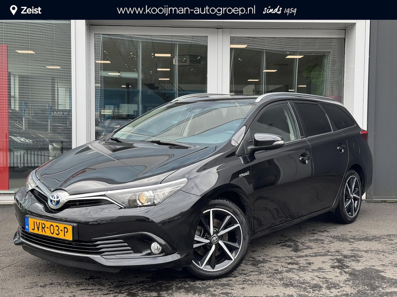 Toyota Auris - 1.8 Hybrid Dynamic Ultimate | Achteruitrijcamera | Bluetooth | Cruise Control - AutoWereld.nl