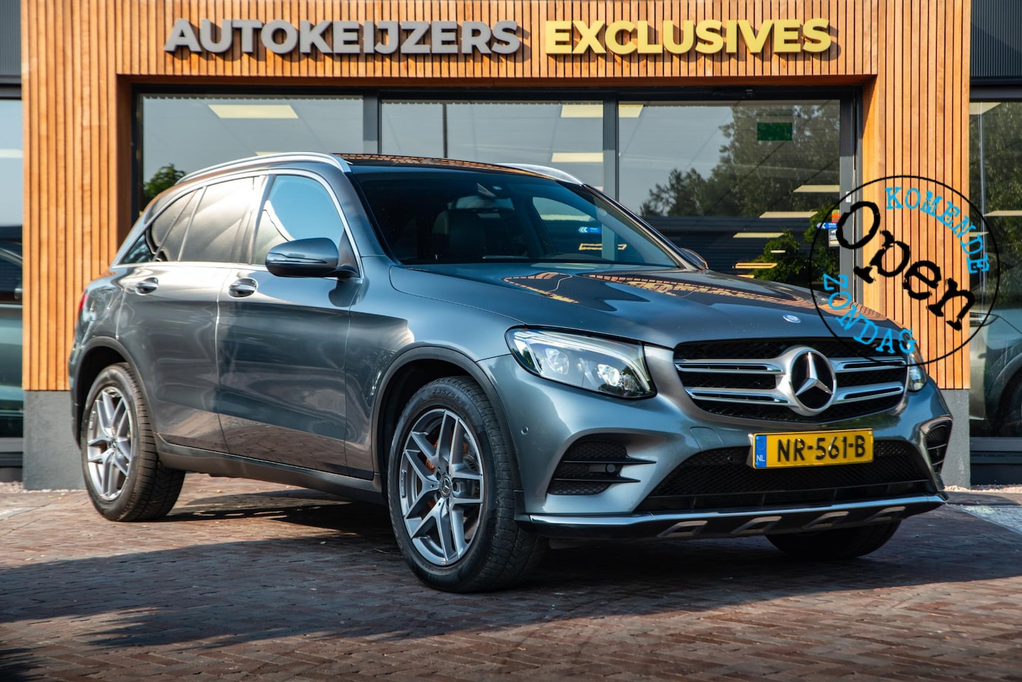 Mercedes-Benz GLC-klasse - 250 d 4MATIC Ambition AMG Panoramadak Navigatie Camera Trekhaak - AutoWereld.nl