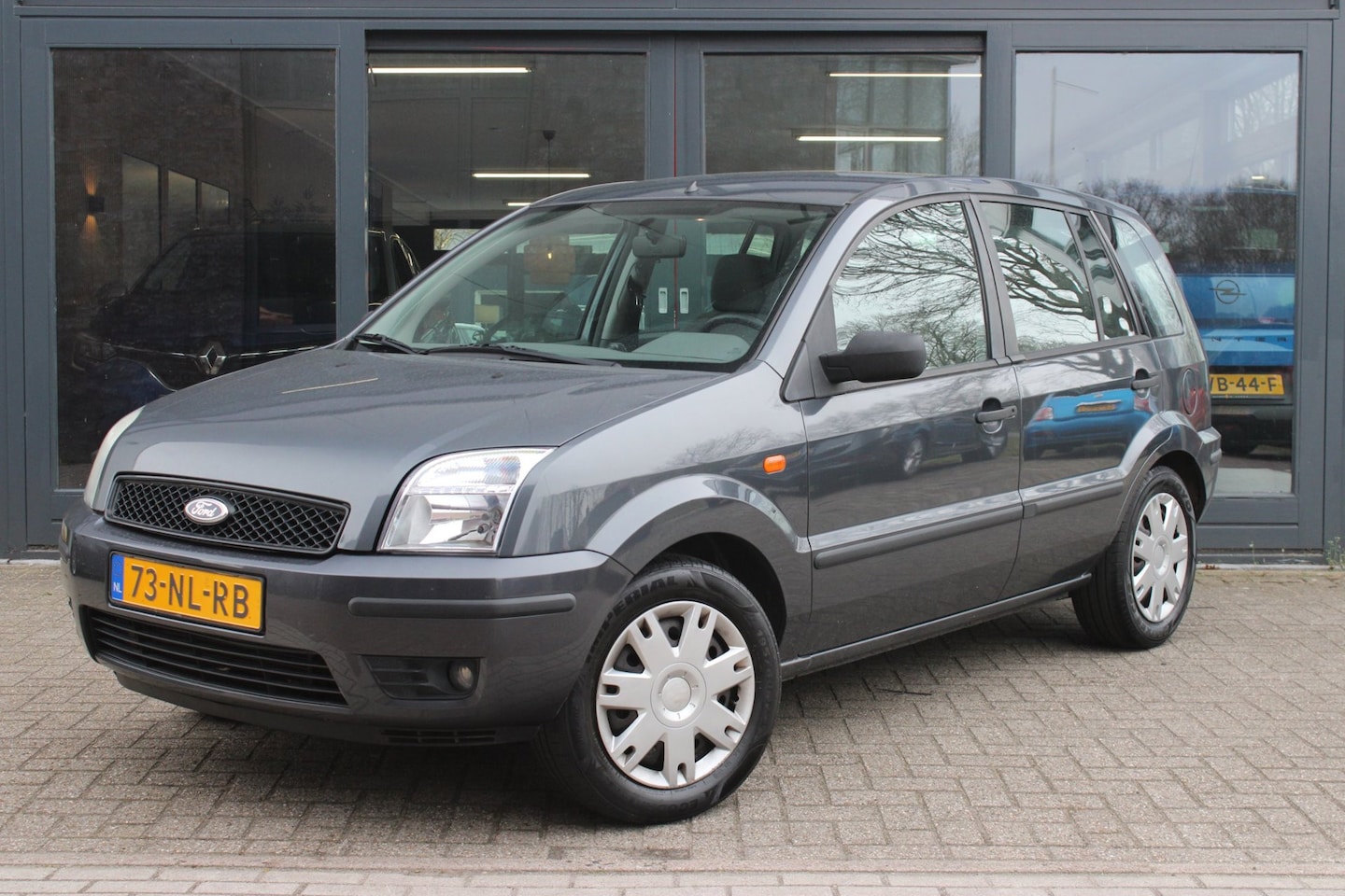 Ford Fusion - 1.4-16V Trend | Automaat | Airco | Lage KM | - AutoWereld.nl