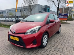 Toyota Yaris - 1.5 Full Hybrid - CAMERA - CRUISE - NETJES