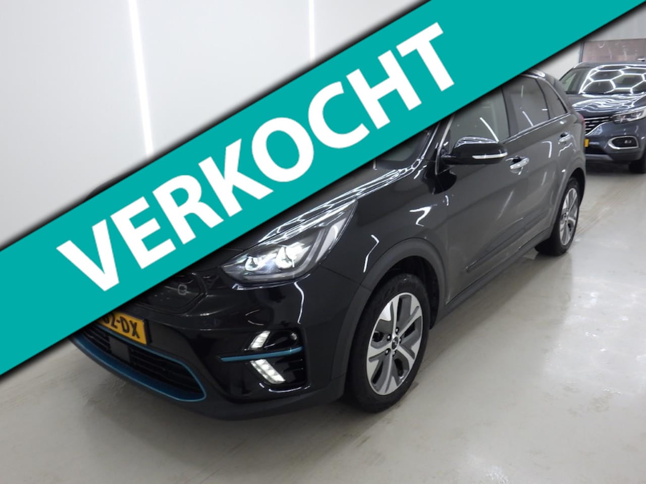 Kia e-Niro - ExecutiveLine 64 kWh - 100% SoH - 1e eigenaar - AutoWereld.nl