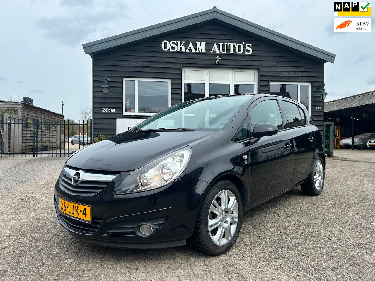 Opel Corsa - 1.2-16V '111' Edition 1.2-16V '111' Edition 5-drs - AutoWereld.nl