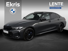 BMW 3-serie - 320e 320e Sedan M Sport | Glazen Schuif-/kanteldak | Trekhaak Elektrisch | Harman Kardon |