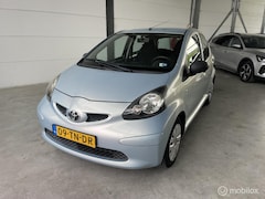 Toyota Aygo - 1.0-12V