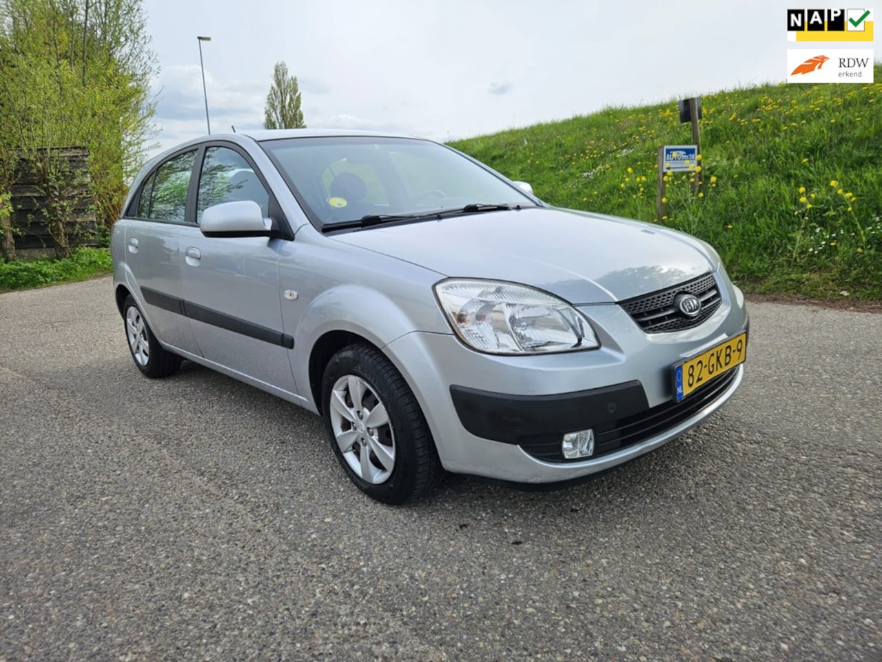 Kia Rio - 1.4 X 1.4 X, Netjes onderhouden ,APK bij aflevering - AutoWereld.nl