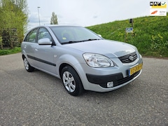Kia Rio - 1.4 X, Netjes onderhouden , APK bij aflevering
