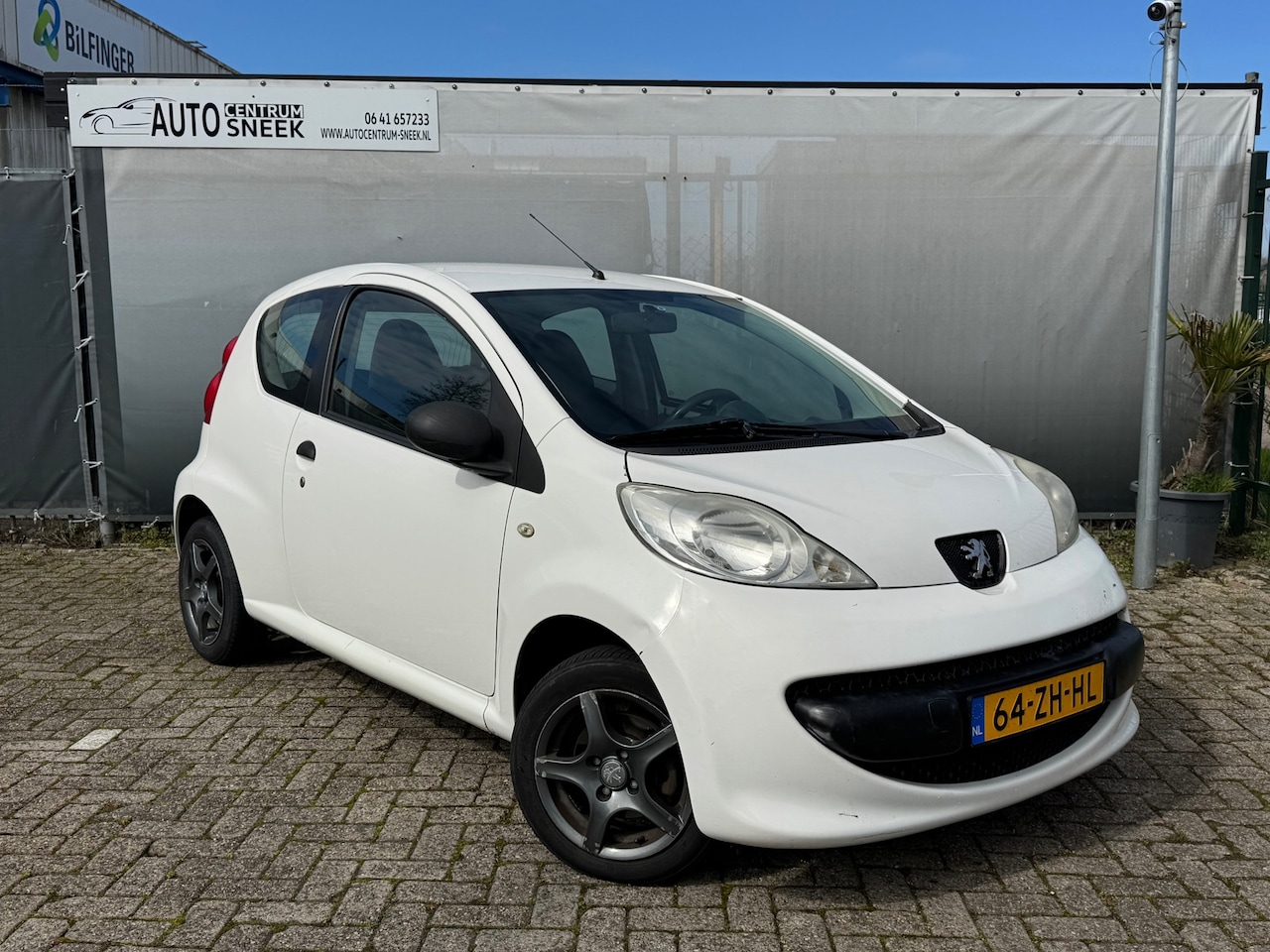 Peugeot 107 - 1.0-12V XR - NWE APK - Leuke beginnersauto - AutoWereld.nl