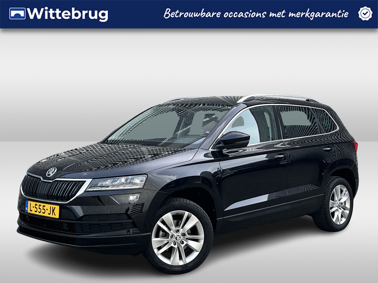 Skoda Karoq - 1.5 TSI ACT 150PK Business Edition Plus / Zwenkbare Trekhaak / Achteruitrijcamera / LED / - AutoWereld.nl