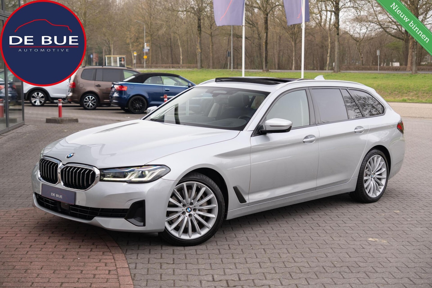 BMW 5-serie Touring - 540i xDrive Facelift|M-Sport|Achterasbesturing|Laser LED|Panoramadak|Head Up|CarPlay|DAB|H - AutoWereld.nl