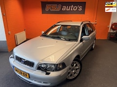 Volvo V40 - 2.0 / EUROPA / VELE OPTIE'S / APK 15-04-2027