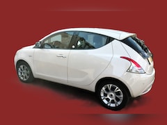 Lancia Y(psilon) - 0.9 TwinAir Opening Edition AUTOMAAT evt. handgeschakeld, 85 PK, 4,1 l/100km