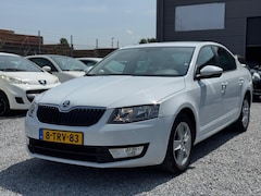 Skoda Octavia - 1.2 TSI Greentech Ambition Businessline Clima Navi Elektrische Ramen