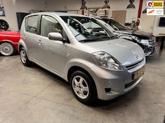 Daihatsu Sirion 2 - 1.3-16V Prestige
