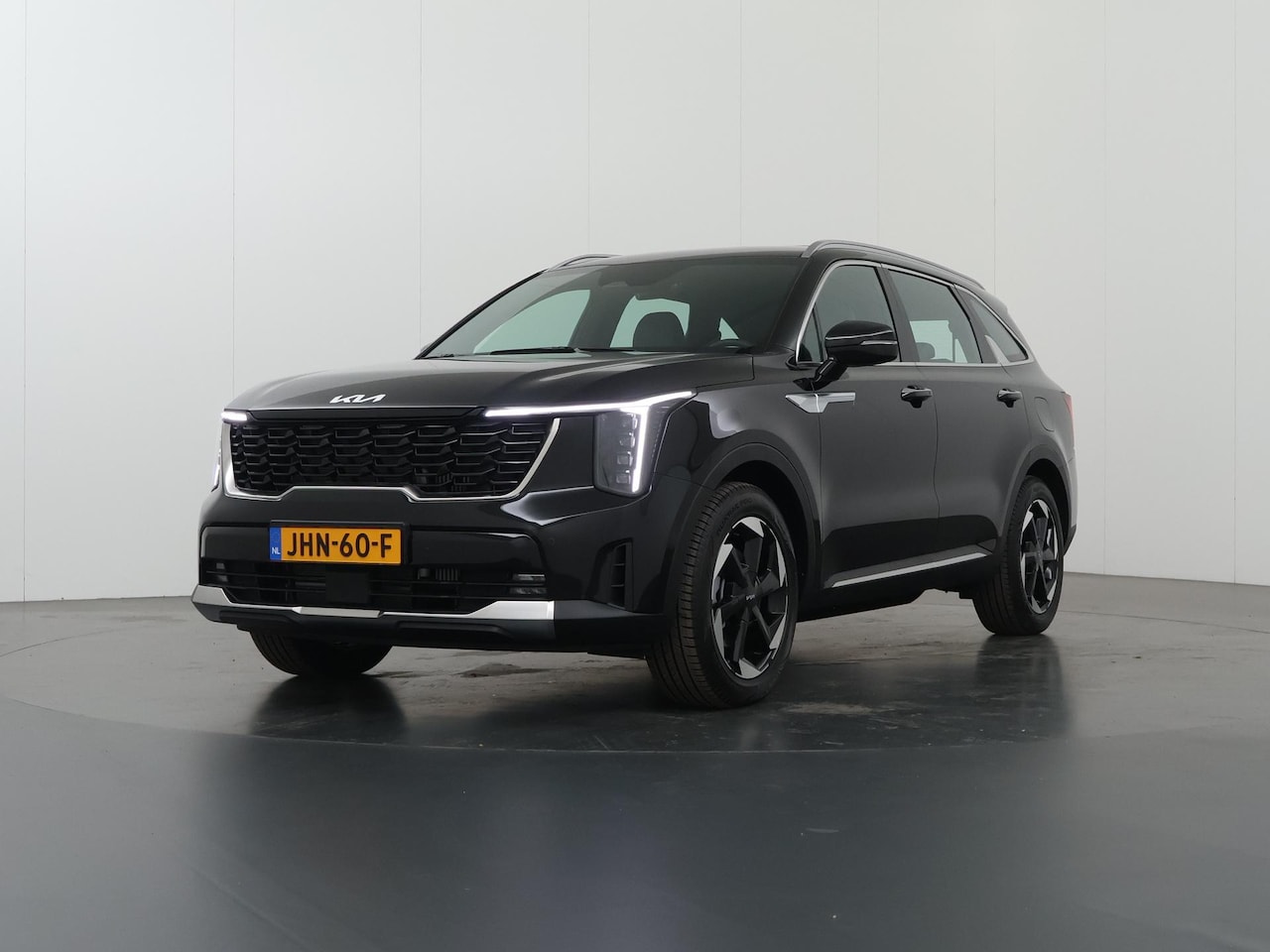 Kia Sorento - 1.6 T-GDi Plug-in Hybrid 4WD DynamicLine | 7-Pers | Stoelverwarming |  Adaptieve cruise co - AutoWereld.nl