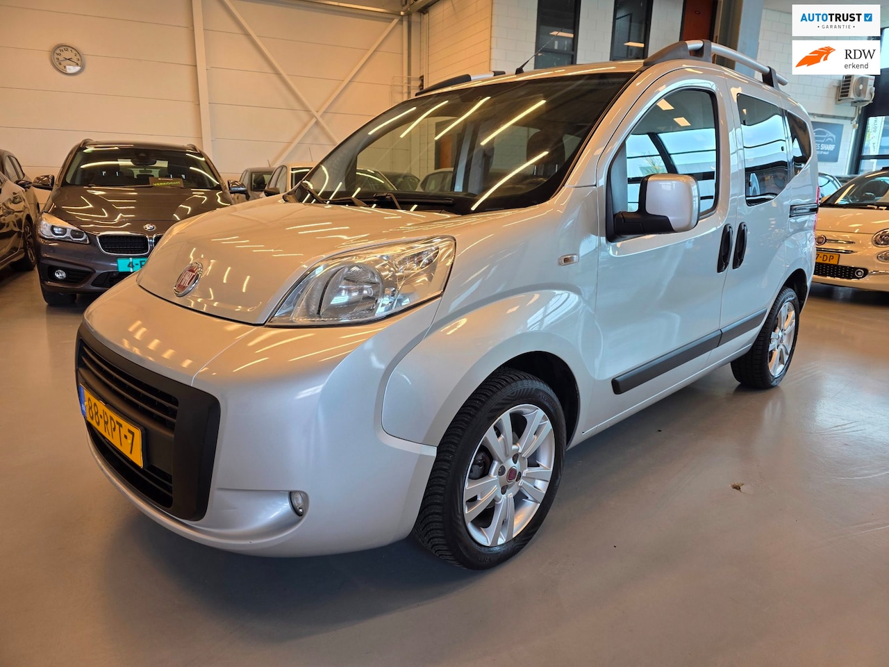 Fiat Qubo - 1.4 Dynamic airco/car play optie/LMV/dakrail - AutoWereld.nl