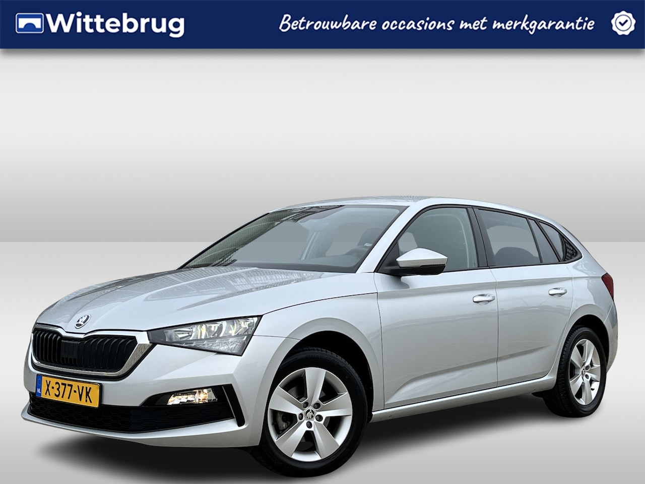 Skoda Scala - 1.0 TSI Ambition / App connect / Parkeersensoren achter / Cruise controle / Fabriek garan - AutoWereld.nl