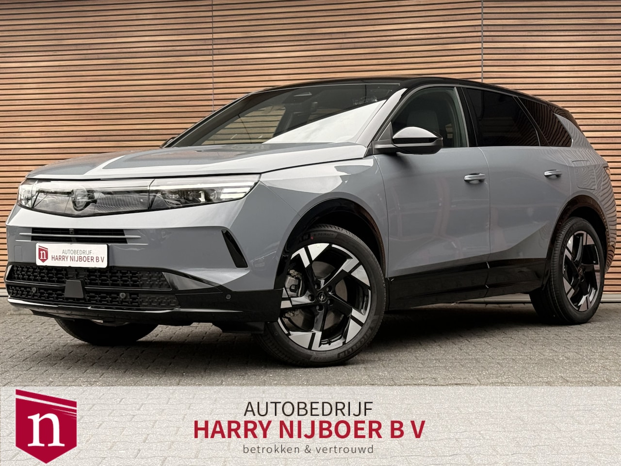 Opel Grandland - 1.6 Turbo Plug-in-Hybrid Ultimate Trekhaak / 360* Camera / Navi / Clima / LED / AGR - AutoWereld.nl