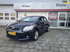 Toyota Auris - 1.6-16V Dynamic