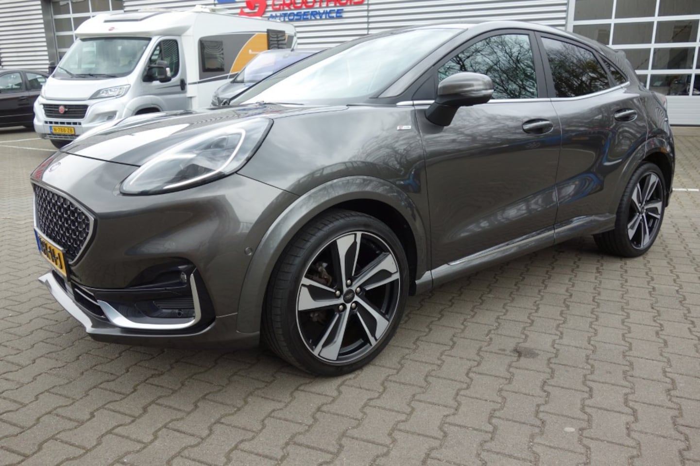 Ford Puma - 1.0 EB HYB ST-L.XVIG, Leer, 19 Inch, Pano - AutoWereld.nl