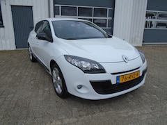Renault Mégane - Megane 1.4 TCE PARISIENNE