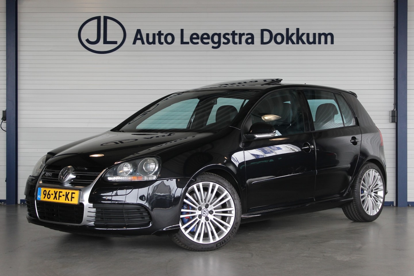 Volkswagen Golf - 3.2 R32 NL-Auto | Schuifdak | Milltek | Camera | Leder | Bi-Xenon | Cruise | Navi | Blueto - AutoWereld.nl