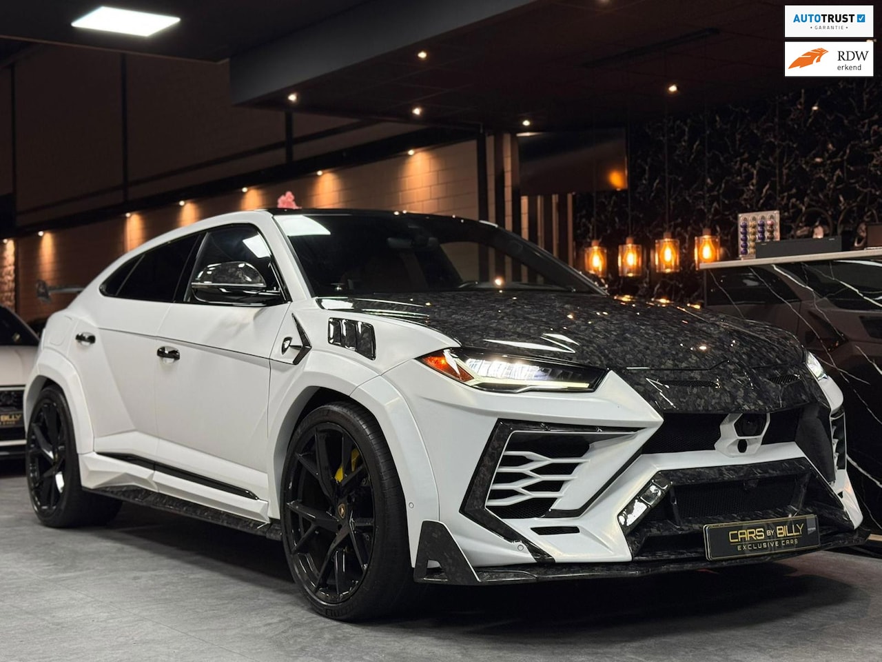 Lamborghini Urus - 4.0 V8|MANSORY|HEADSUP|PANO|CARBON|23'' - AutoWereld.nl