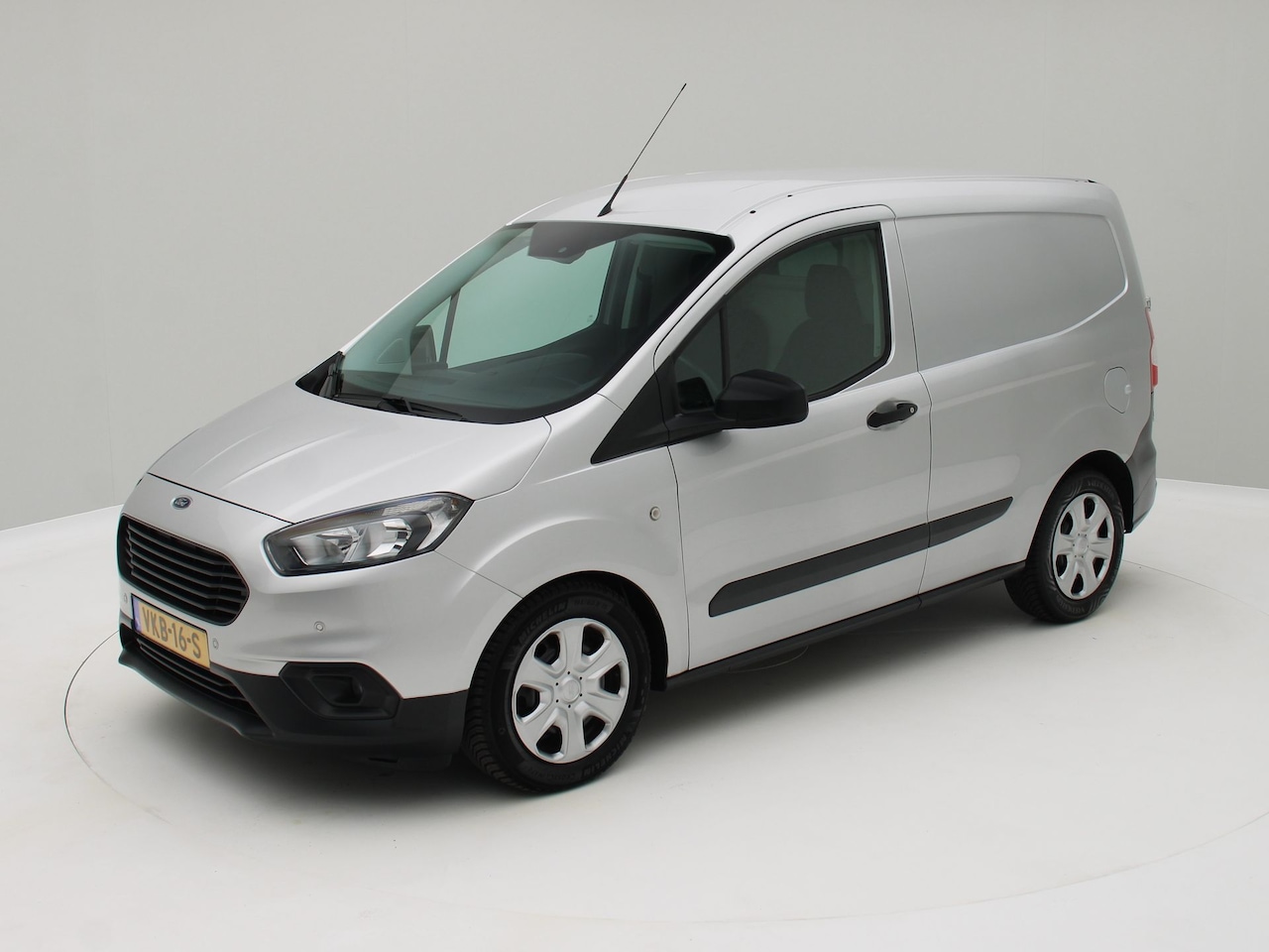 Ford Transit Courier - 1.5 TDCI Trend Duratorq S&S - AutoWereld.nl