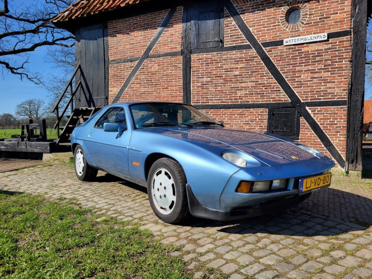 Porsche 928 - S Aut. belastingvrij, 40 jaar oud - AutoWereld.nl