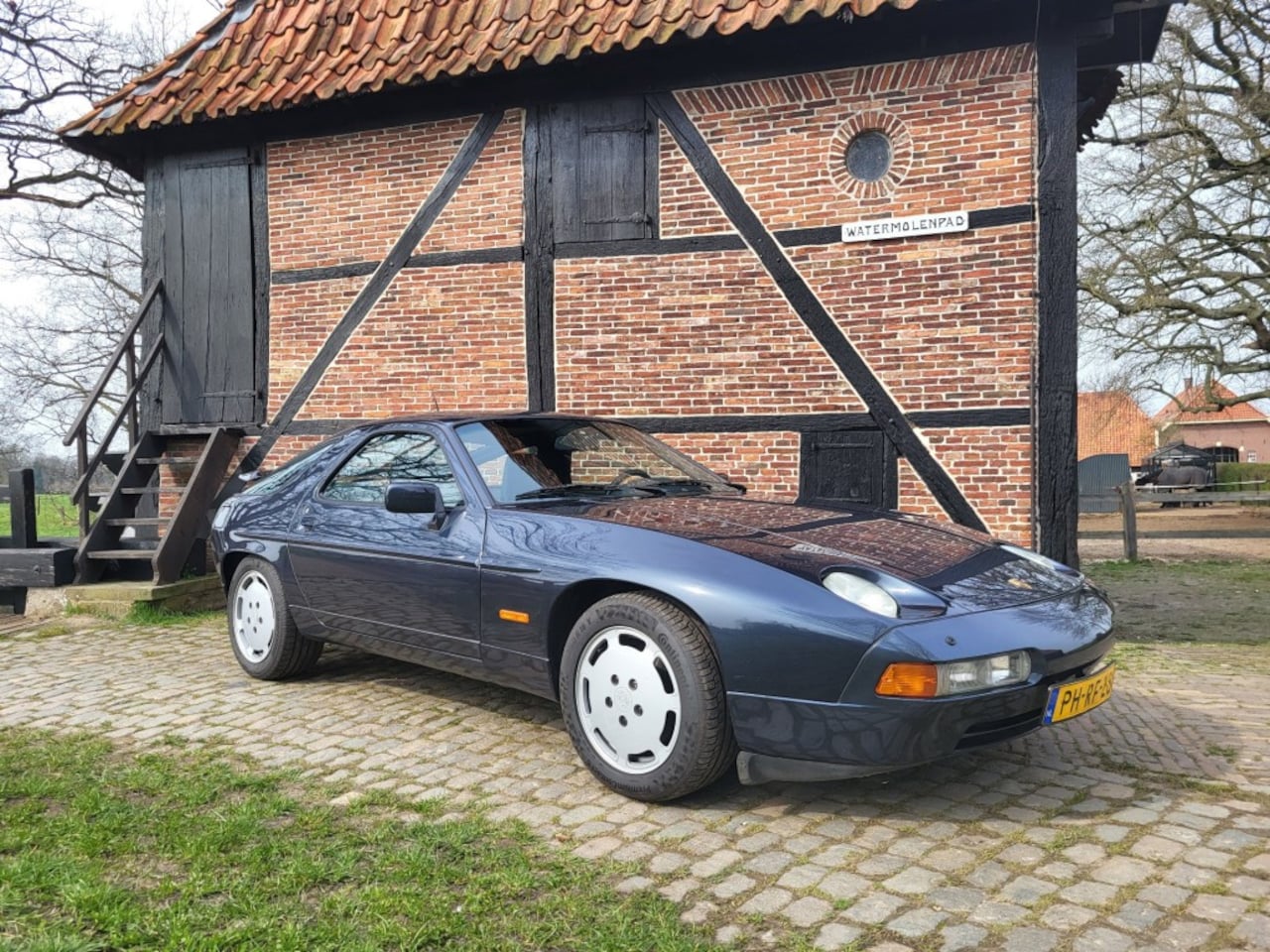 PORSCHE 928 S4 AUTOMATIC U9