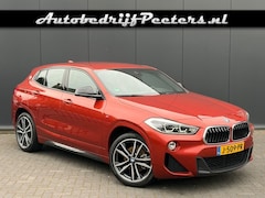 BMW X2 - sDrive18i M Sport Shadow LED HUD Navi Sfeerlicht Cruise E.Klep 19inch
