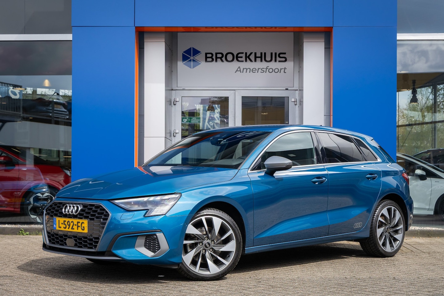 Audi A3 Sportback - 35 TFSI edition one | Camera | S-line | Apple Carplay/Android Auto | Cruise control | Digi - AutoWereld.nl