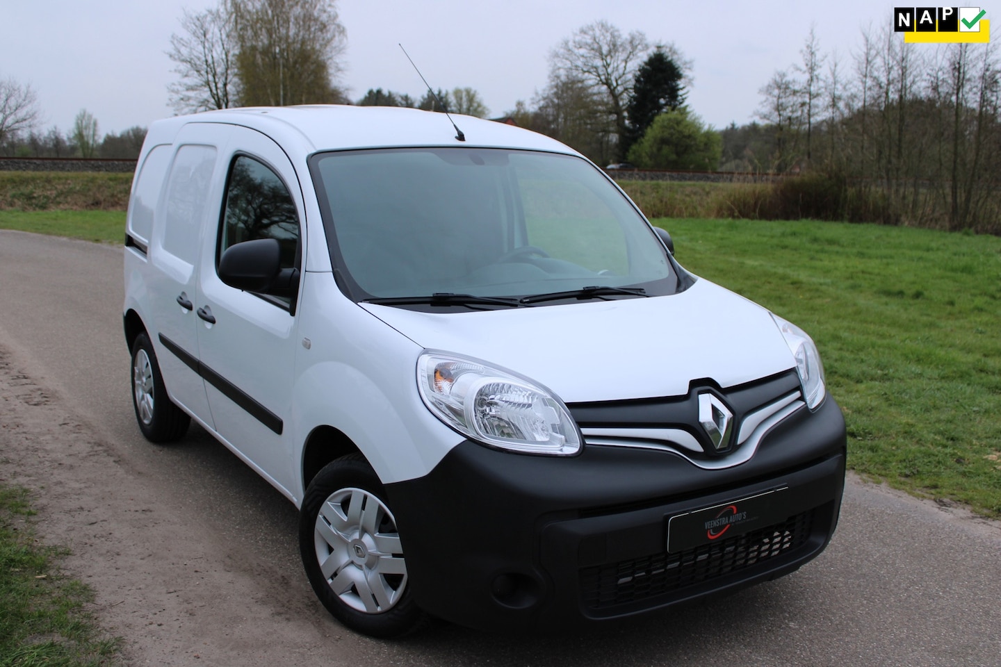 Renault Kangoo - 1.5 Blue dCi 95 Comfort 88dkm NAP! NW APK! - AutoWereld.nl