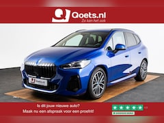 BMW 2-serie Active Tourer - 220i M Sport - Trekhaak - Panoramadak - Driving Assistant Professional - Head up - Harman