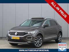 Volkswagen T-Roc - 1.5 TSI 150pk DSG Sport | Panorama dak | Vol leder | Stoelverwarming | Trekhaak | Carplay