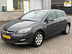 Opel Astra - 1.6 CDTi 110 PK 6 BAK Bj 2014 EURO6 Business 1e Eig Weinig Km, s 95.131 Ecc Airco Navi Cru