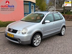 Volkswagen Polo - 1.4-16V FSI FUN