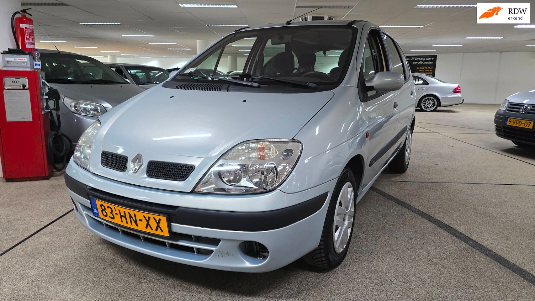 Renault Scénic - 1.6-16V Expression Sport Automaat! 79.000dkm!! Nap extreem goed onderhouden!! - AutoWereld.nl