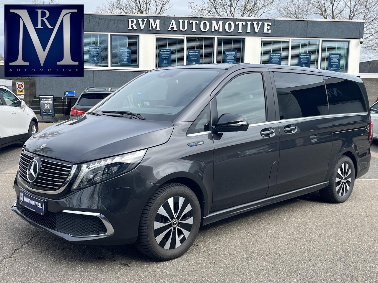 Mercedes-Benz EQV - 300 L2 Business Solution Limited 90 kWh 8pl VAN: 42.900,- VOOR: 39.877,- EXCL. BTW UW LENT - AutoWereld.nl