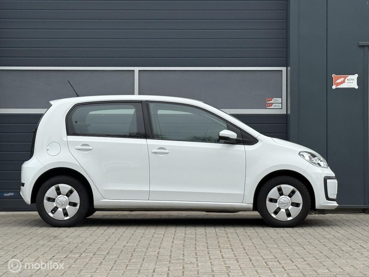 Volkswagen Up! - 1.0 1.0 - AutoWereld.nl