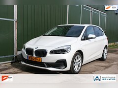 BMW 2-serie Active Tourer - 225xe iPerformance High Executive , SPORTSTOELEN, PANORAMADAK, HEAD-UP. CAMERA, STOELVERW