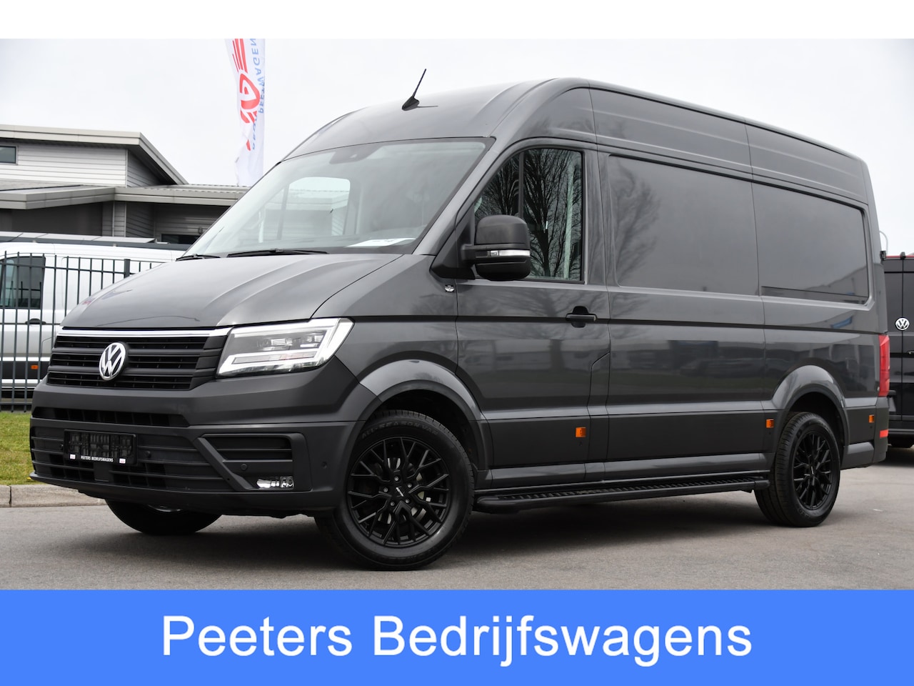 Volkswagen Crafter - 35 2.0 TDI L3H3 Highline PB Edition - AutoWereld.nl