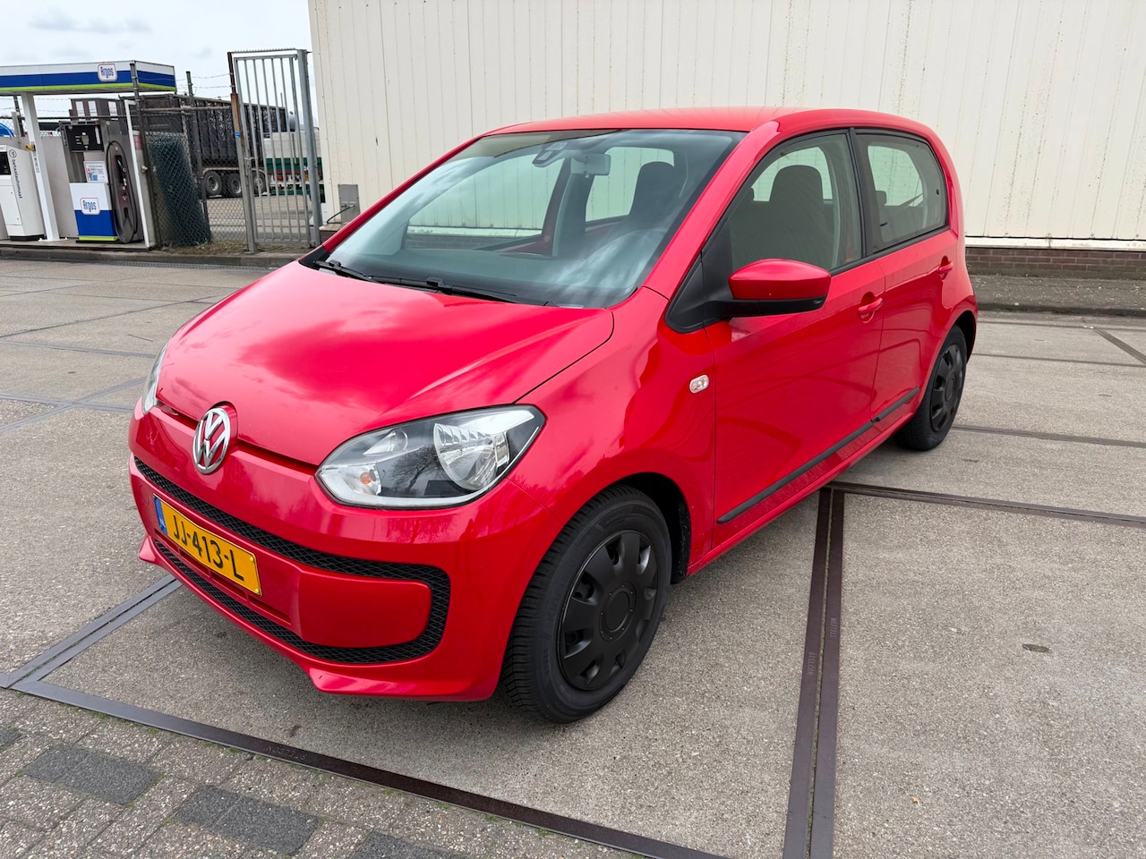 Volkswagen Up! - 1.0 move up! BlueMotion nieuwe apk inc btw - AutoWereld.nl