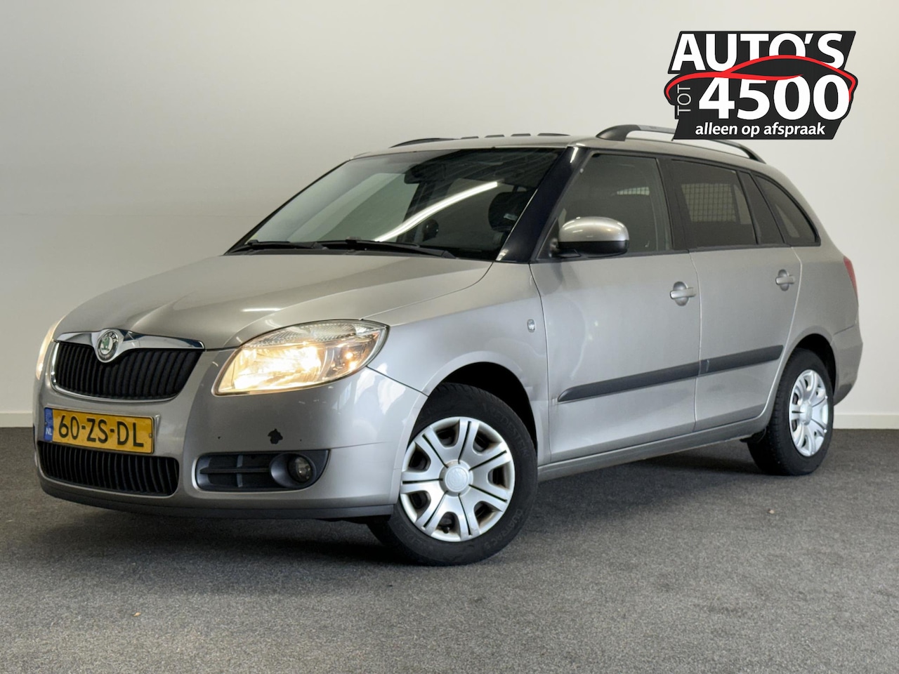 Skoda Fabia Combi - 1.6-16V Ambiente Schuif/kanteldak! - AutoWereld.nl