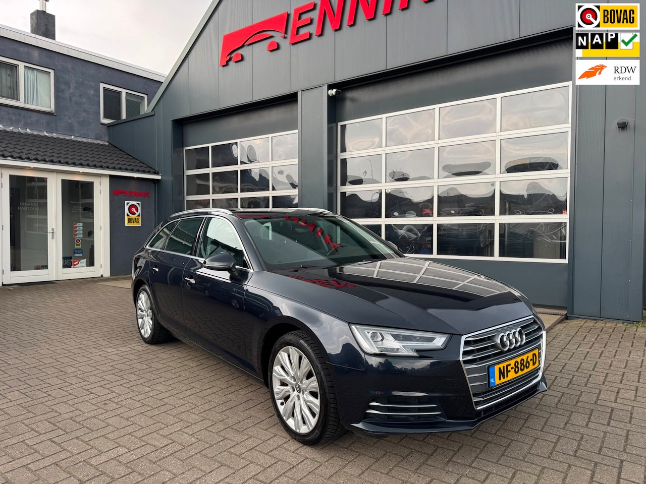 Audi A4 Avant - 1.4 TFSI Edition Sport / LED / CRuise / Trekhaak - AutoWereld.nl