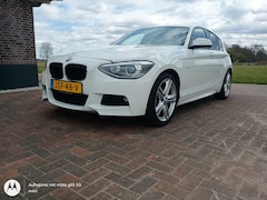 BMW 1-serie - 116i Limited Series M Sport High