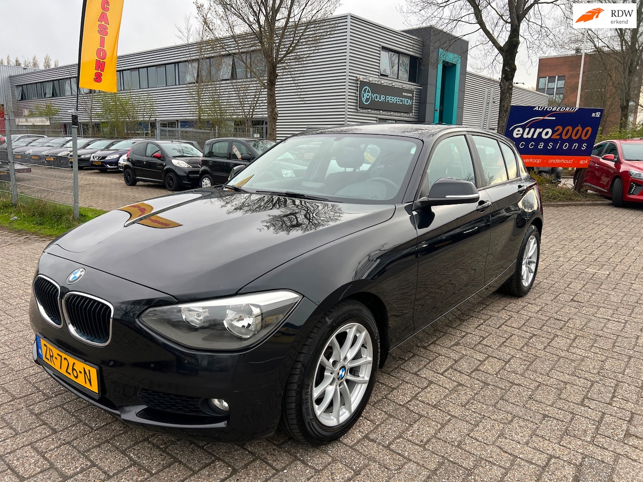 BMW 1-serie - 114i - AIRCO - NIEUWE JAAR APK - KEYLESS ! - AutoWereld.nl