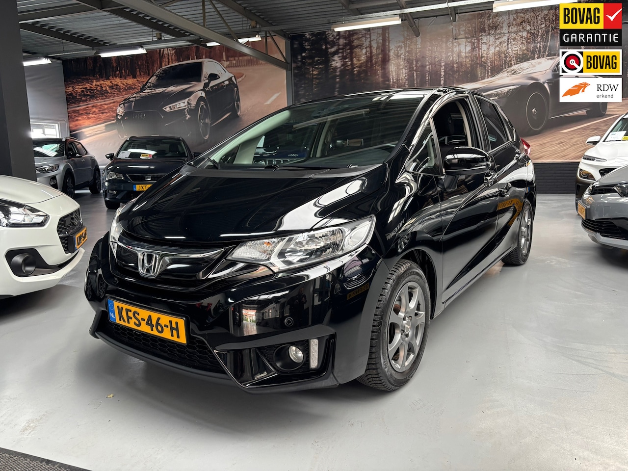 Honda Jazz - 1.3 i-VTEC Elegance / Navi / Stoelverwarming / Parkeersensoren - AutoWereld.nl