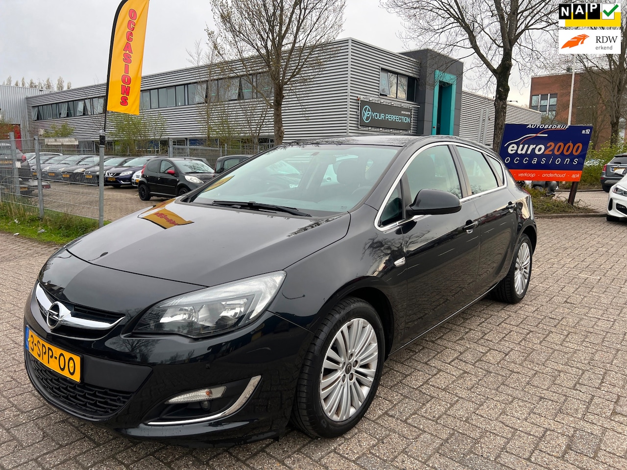 Opel Astra - 1.4 Design Edition - AIRCO - CRUISE - NAP ! - AutoWereld.nl