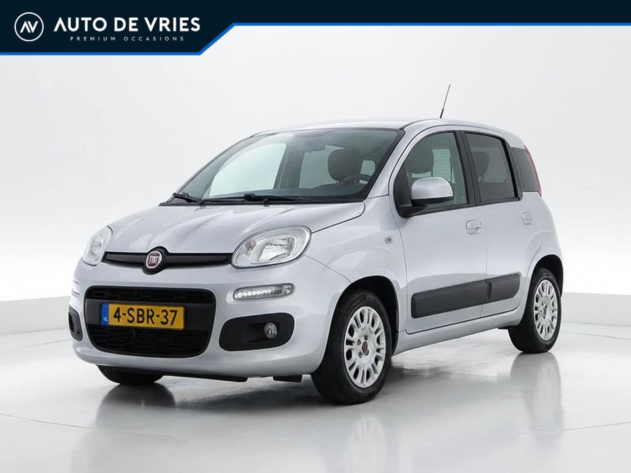 Fiat Panda - 0.9 TwinAir 65pk Lounge | Airco | Privacy glass | Hoge zit - AutoWereld.nl