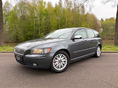 Volvo V50 - 2.4i